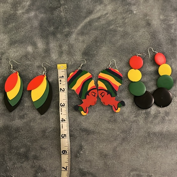 Earring Bundle - Picture 3 of 4